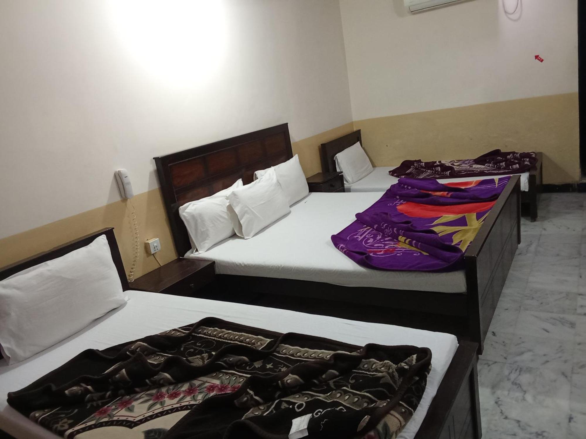 Hotel Khursheed Palace 라왈핀디 외부 사진
