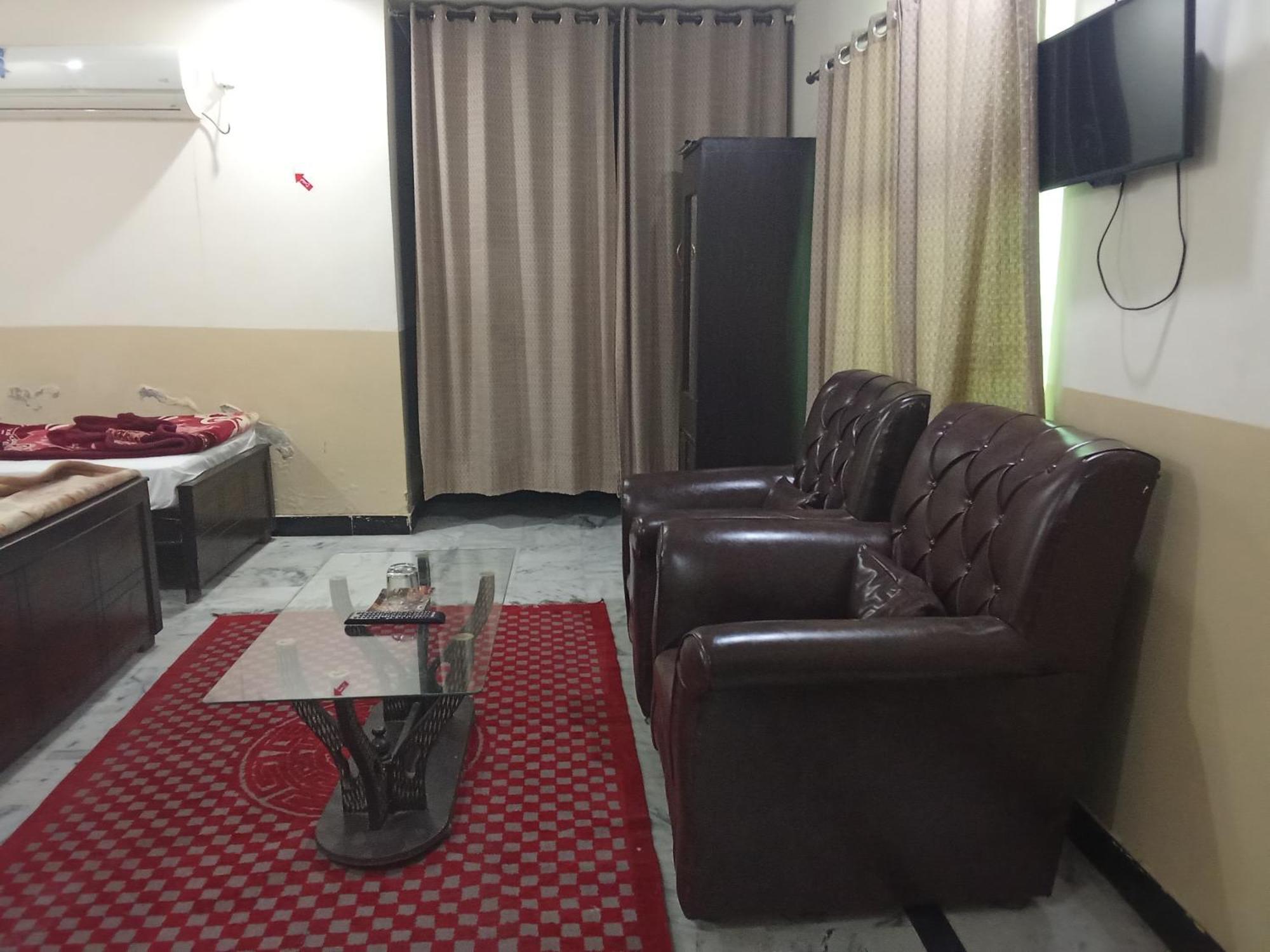 Hotel Khursheed Palace 라왈핀디 외부 사진